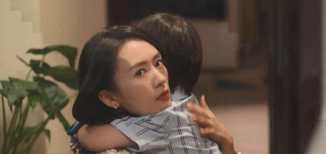 压抑|第一次看《三十而已》,过于真实了吧?真的觉得好压抑啊!