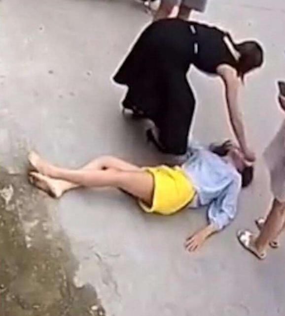 女子|遭家暴跳楼致瘫女子能站起来了,对判决结果非常满意