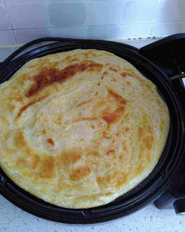 5克|家庭版鱼头泡饼,咸鲜微辣,肉香滑嫩,用饼蘸着吃相当巴适