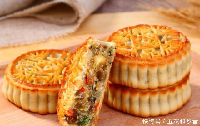 制作出来|五仁月饼中的“青红丝”是什么东西了解清楚以后，涨知识了