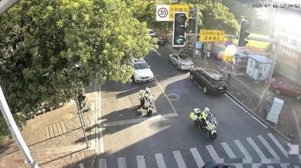  求助车辆|南城铁骑生死时速，一路狂奔