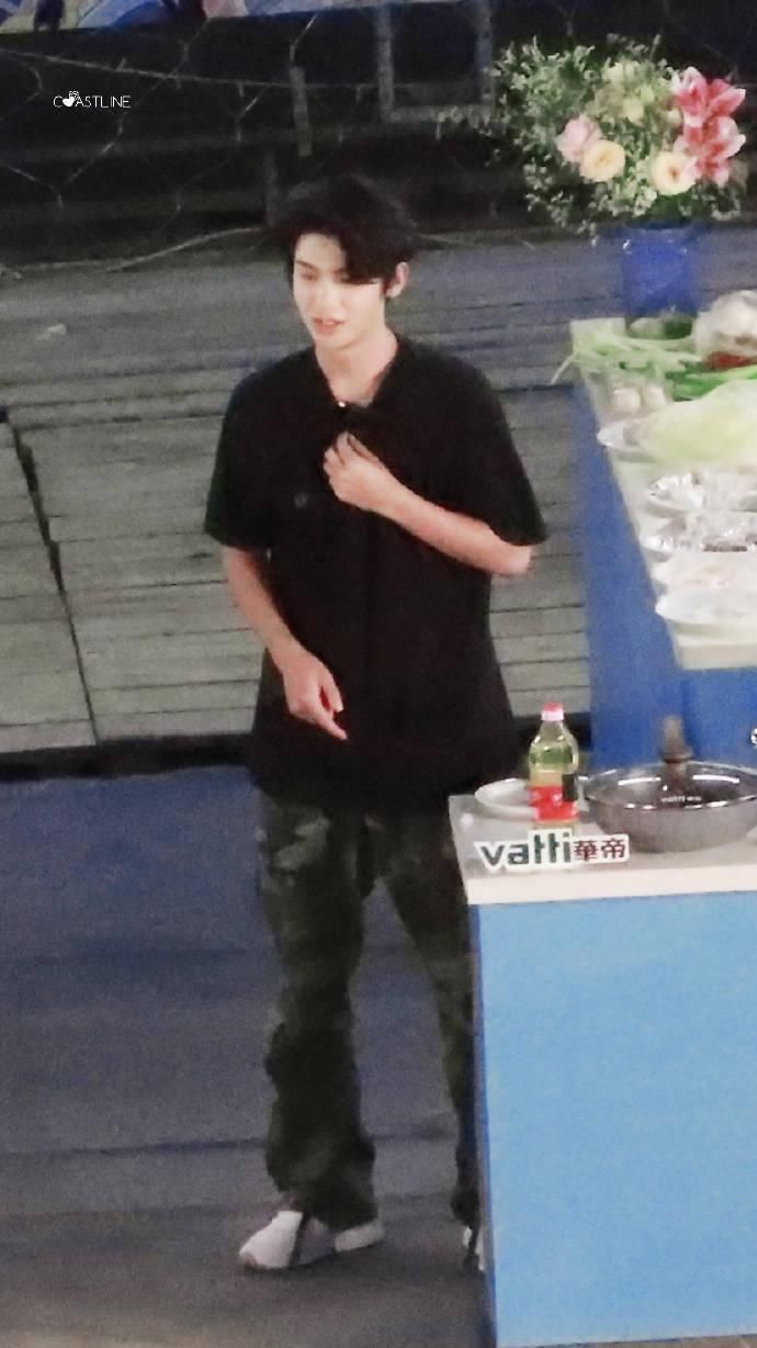  录制|Justin综艺录制饭拍新鲜出炉 大名鼎鼎贾大厨又将重出江湖