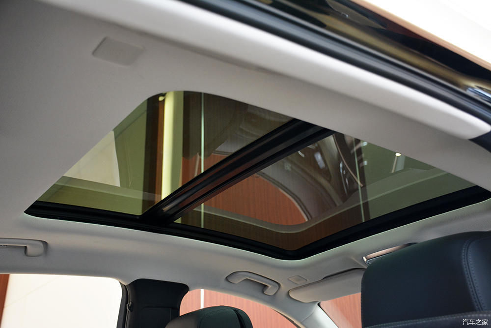  静态|中国品牌新高度 红旗H9静态体验