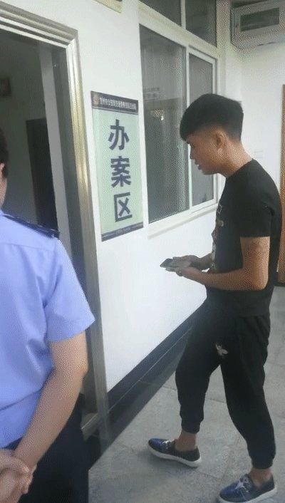  自首|我自首 错啦不敢再“牛”了丨回音壁