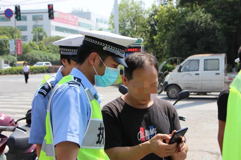 按交通信号指示通行|一波超强的“整治风暴”来袭！这次要整治的是...
