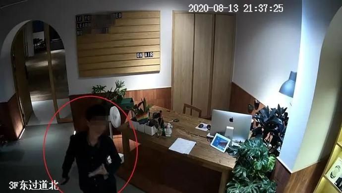 工作人员|【执法实录】参加慈善活动的他竟成了窃贼？
