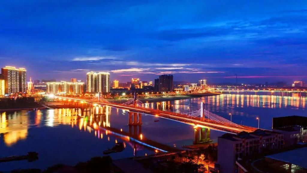  交流|湖南文化、旅游加强与“一带一路” 沿线国家地区交流合作的建议