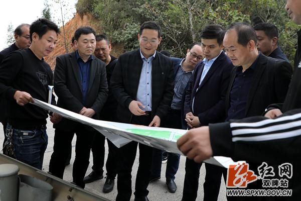 城乡建设|张跃斌就城乡规划建设相关工作现场办公