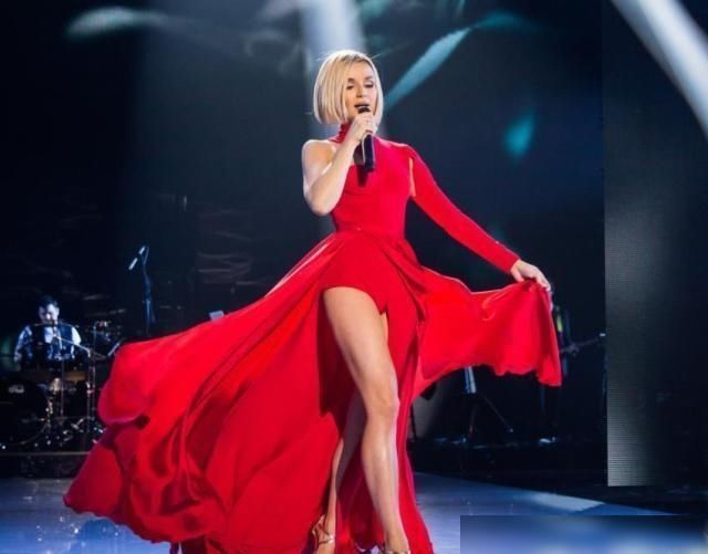  演唱|这位歌手两次获得《歌手》一等奖，今年的歌王又一次进入国外？