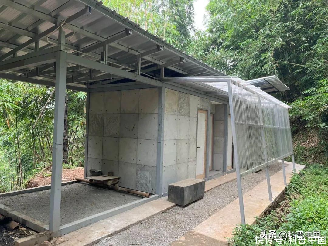 这群人用纸尿裤盖房子，理由竟是砂子不够用了？2023