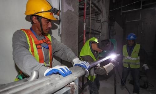 医生|他们的节假日,是假的……