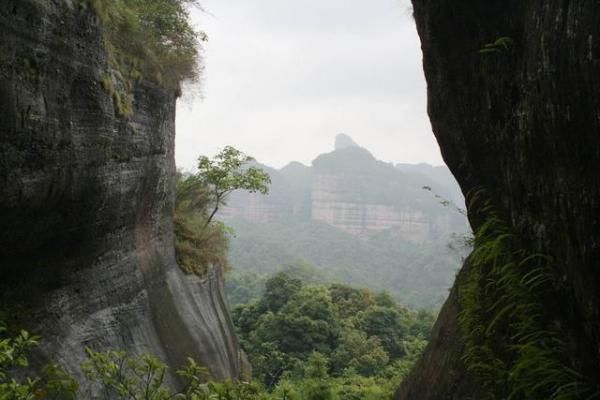  现有|广东一座寺庙，规模之大堪与韶关南华寺媲美，现有僧人近百