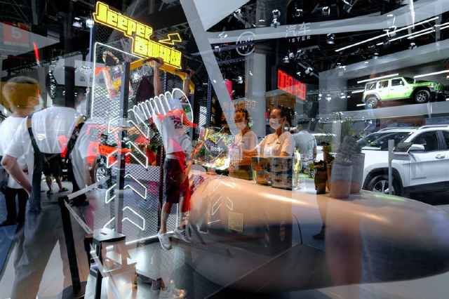  首席|“唯有心态年轻，才能无所不容”——菲克亚太首席运营官、广汽菲克总裁蔡迪霓成都专访记