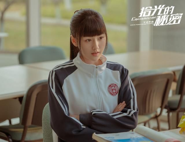  合作|《中餐厅》还没开播，李浩菲新剧官宣定档，合作的演员颜值高追了