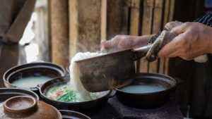 太好吃|北碚这家店开了27年,只卖三鲜砂锅米线,无数重庆人慕名打卡