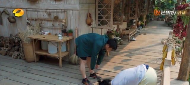  真的|周迅吃2碗饭不怕胖，宋威龙助薇娅卖水果，半小时卖570万元真的吗