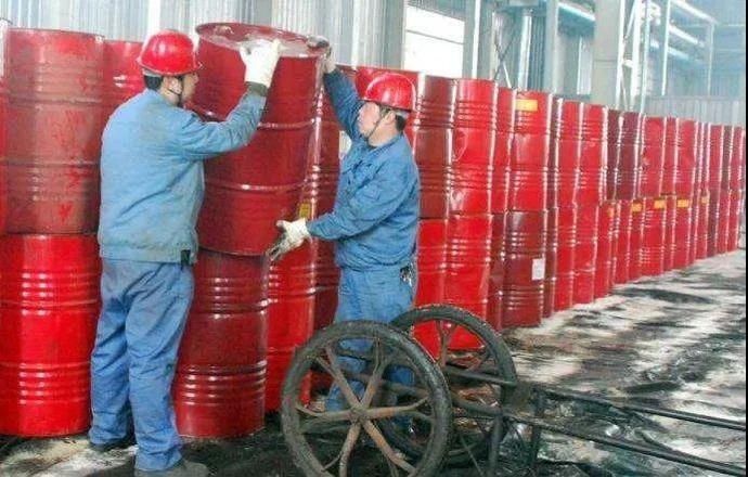  企业工厂|8人丧生！整栋楼都在冒烟，现场尖叫声不断…