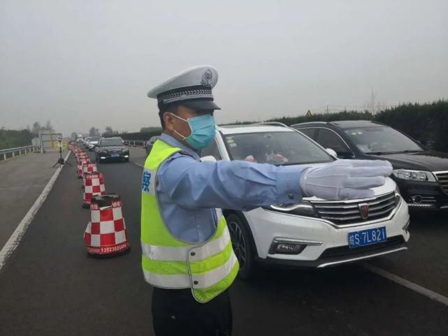 堵车|1007 直播｜堵车？事故？温暖！坚守！