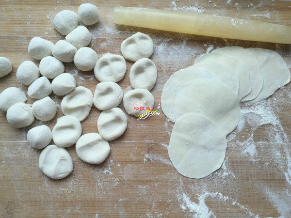 饺子馅|饺子馅里最不能放这东西,许多人都放了,难怪饺子不鲜没香味