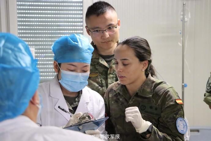 我赴黎维和医疗分队与多国维和部队开展“蓝盔天使-2024”医疗救援联合演练