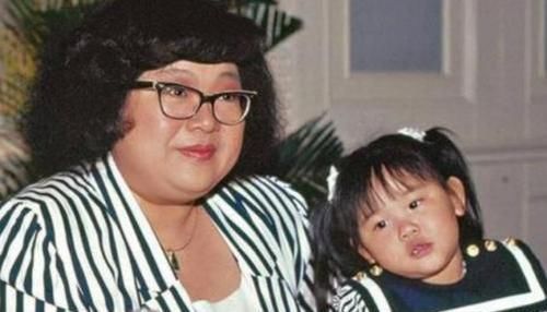  父母离异|同是一个爹，郑少秋4个女儿生活差距不是一般大，网友：渣男