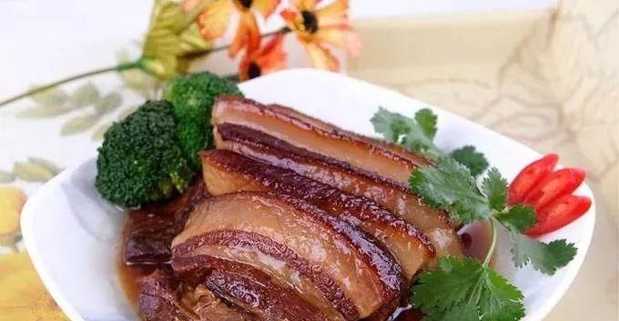 红烧|美食精选：红烧扣肉、土豆腊味饭、蒸榆钱饭、蒜味蒸鳕鱼