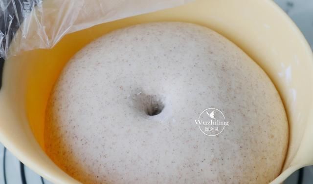  好吃|早餐就爱它，比鸡蛋灌饼还更好吃，每次做一盘，全家人爱吃