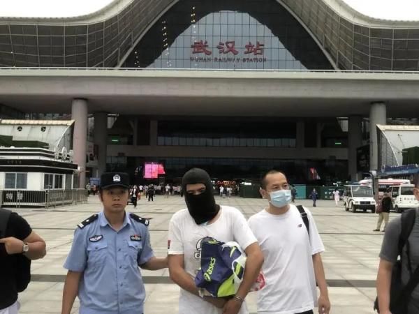 追逃|【警事】16年锲而不舍 黄石警方千里追逃缉获命案逃犯