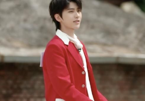  下期|跑男下期录制嘉宾曝光，两位“大岛”男孩加盟，坤坤的劲敌来了