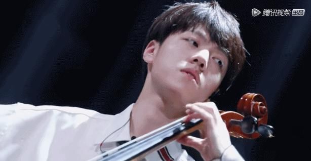  反骨|有“反骨”！这中国选秀逆袭第一国综我服