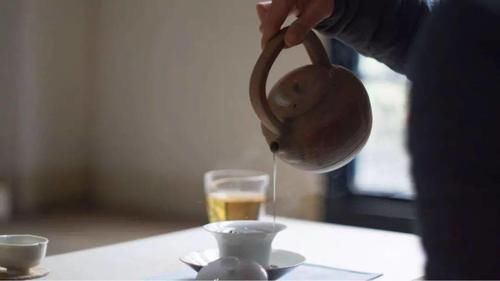  泡茶|冷泡茶伤胃？八成是你还不会泡！