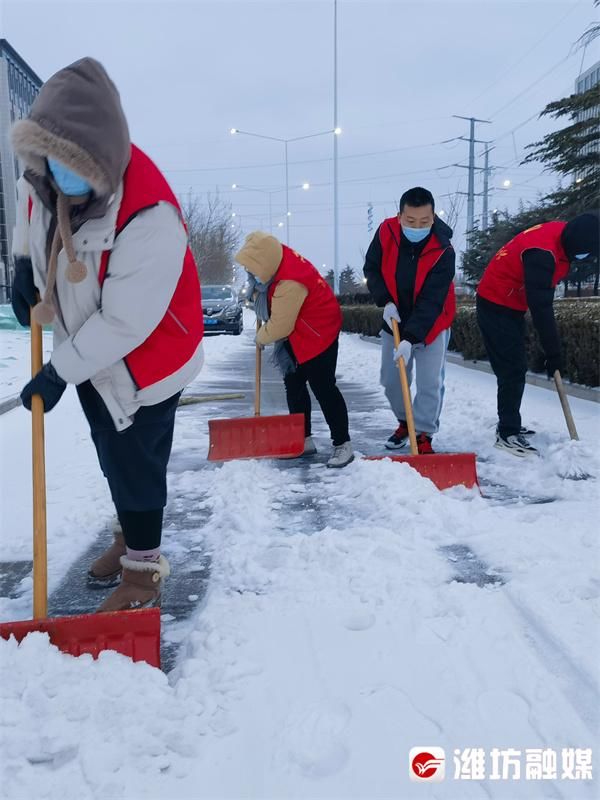 潍坊打响战严寒除冰雪 保生产保民生攻坚战