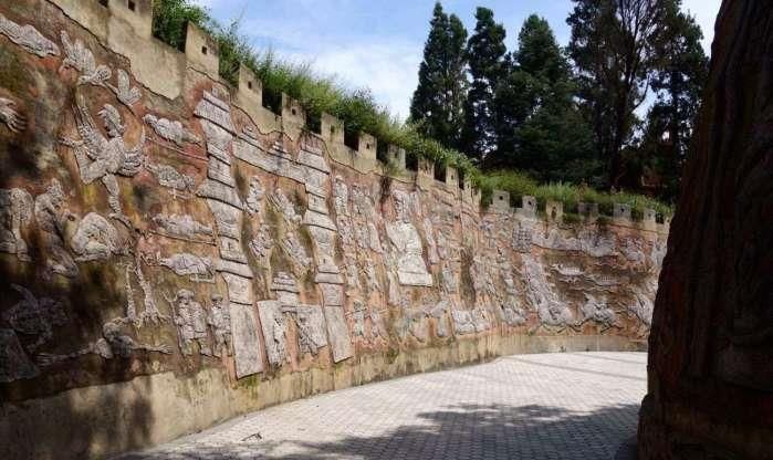 姓氏|班超后人的一支，在南疆自立为王400年，姓氏成为部族名号