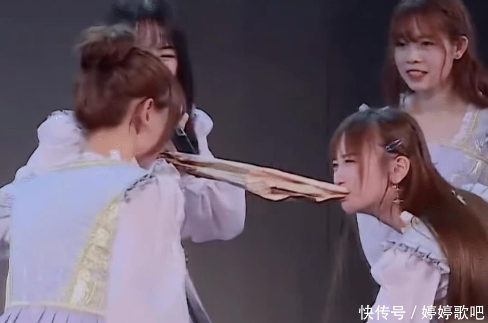 捧腹大笑|《炙热的我们》晒SNH48剧场表演,让人捧腹大笑,实情却很残酷