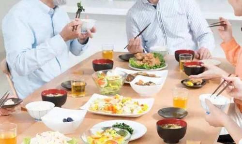  孩子|应采儿回怼朱丹：这不是规矩多，这是基本礼仪