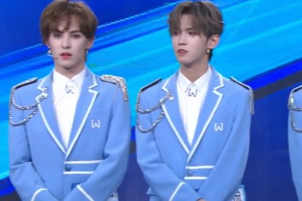  直播|《少年之名》成团夜直播，导师程潇成亮点，碎钻云朵裙生图美成小仙女