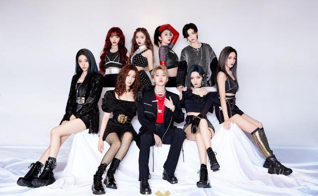 豪华|芒果台跨年演唱会正式官宣,嘉宾阵容豪华,流量明星占据半壁江山