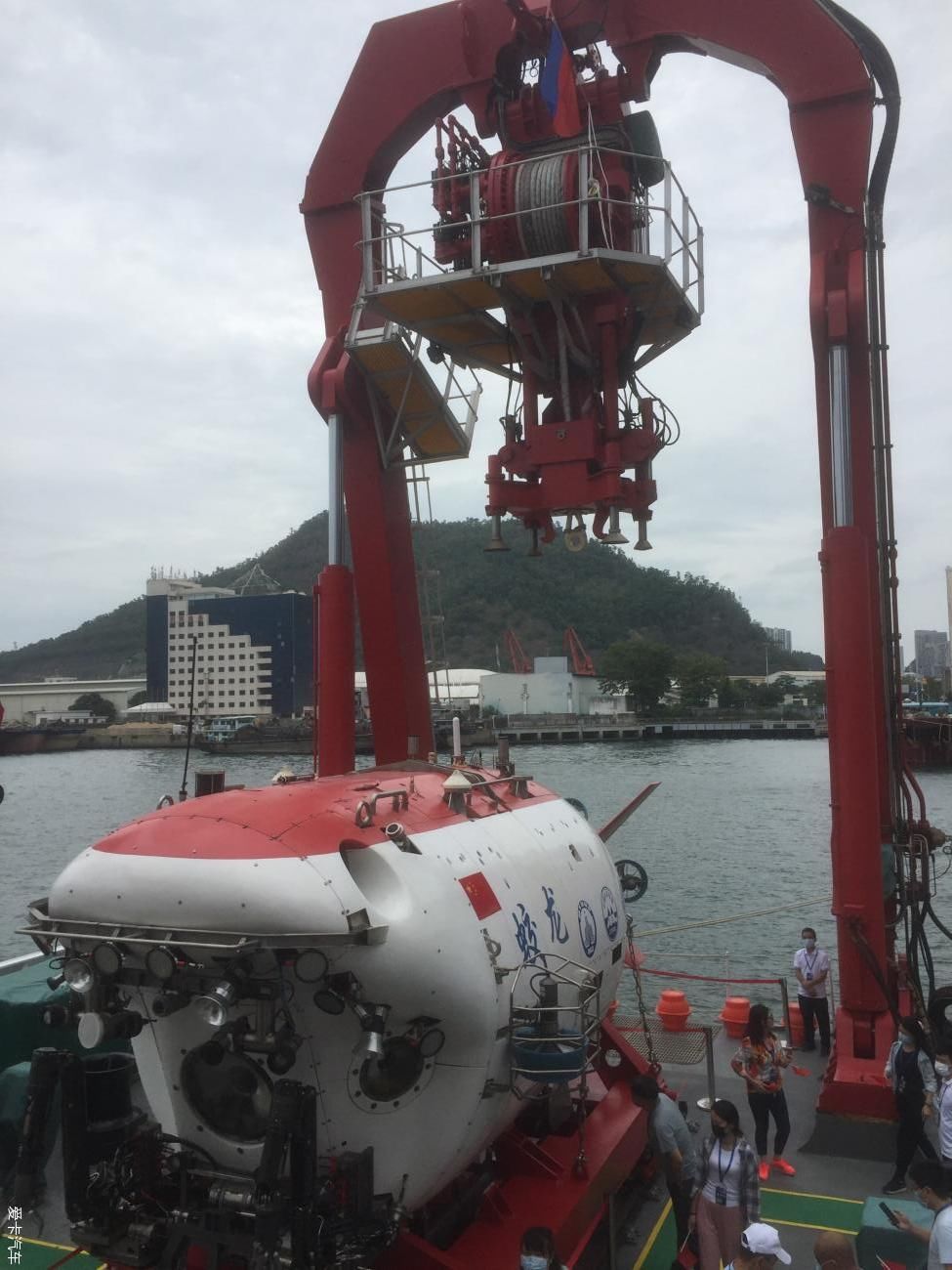 参观记|蛟龙号参观记