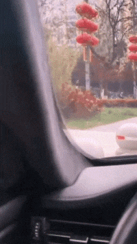 难受|“妹子的护甲快掉了,我看着都难受...”哈哈哈又犯强迫症了!