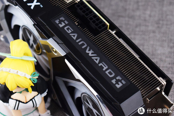 耕升RTX3080炫光|武装到牙齿的性能巨兽,耕升GeForce RTX 3080炫光游戏显卡开箱试玩