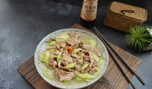  鲜甜|这瓜和它一起炒，鲜甜可口，入嘴绵滑，每次做好端上桌，女儿最爱