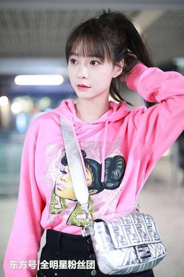  沈梦辰|张小龙怒斥沈梦辰耍大牌，参加扶贫节目拒绝单独合影，网友：这是真的吗