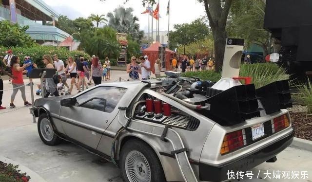 致敬|《回到未来》35年,向影史最牛逼的时间旅行致敬