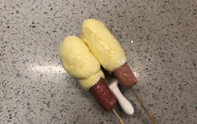  芝士|吐司的网红吃法，健康非油炸，酥软拉丝，给孩子当早餐正合适