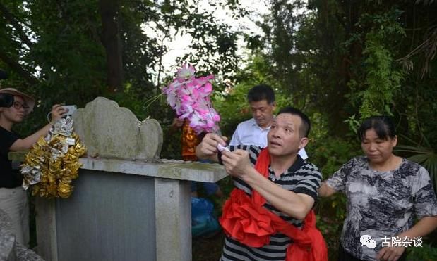 玉环|宋小女与张玉环的爱情故事:你还欠我一个拥抱