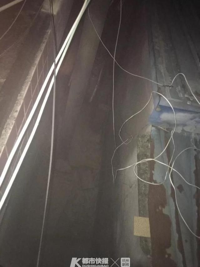 扑救|杭州一处电线起火燃起2米高,他攀上4米高墙扑救火灾