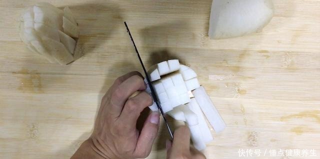 要削掉皮|白萝卜这样做出来酸甜又脆口,这才是正确的酸萝卜做法