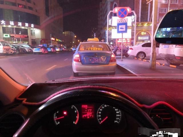  生活|一个被生活所迫的抢劫犯，被抢者选择了宽容，你如何看待这件事？