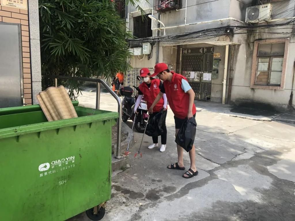 石岐|举手之劳显文明！石岐这群“志愿红”随手行动让文明如影随形~