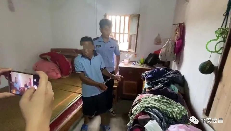 下跪|会昌一小偷面对两位六旬老人下跪求饶，该不该原谅？